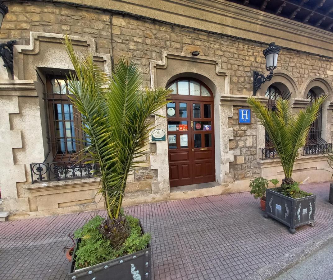 Hotel Eutimio LLlastres Exterior foto